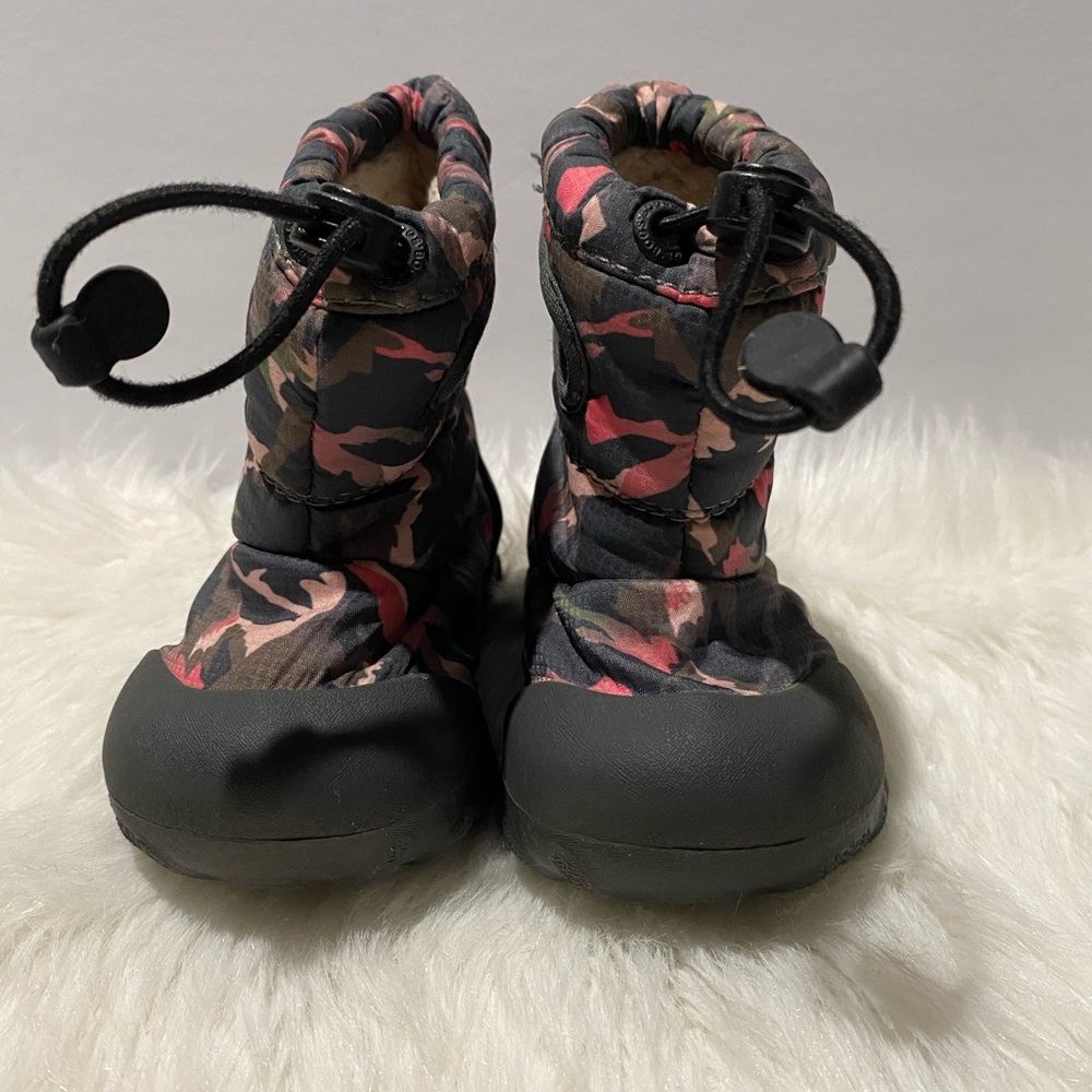 Bogs Rebound boots